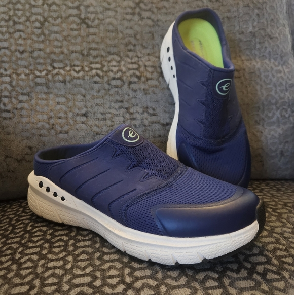 Easy Spirit Women's Navy Mule Slip-On Shoes - Sz 8 - Picture 5 of 10
